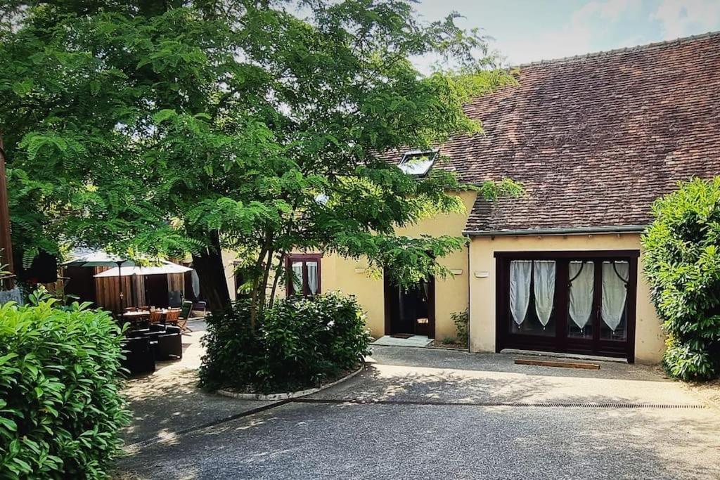 Grand Gite - Le Saint-Chrirtophe ชาโตรูซ์ ภายนอก รูปภาพ